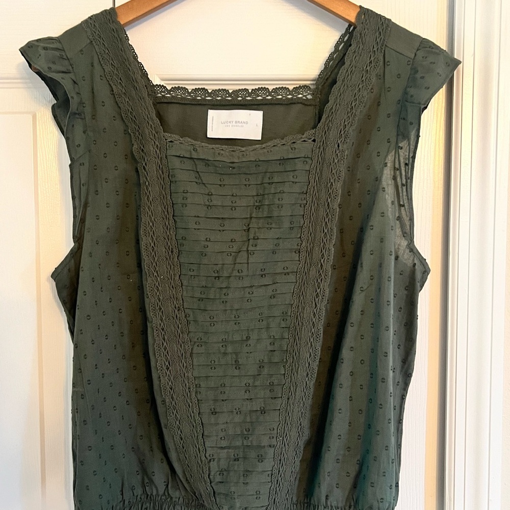 Lucky brand size large top